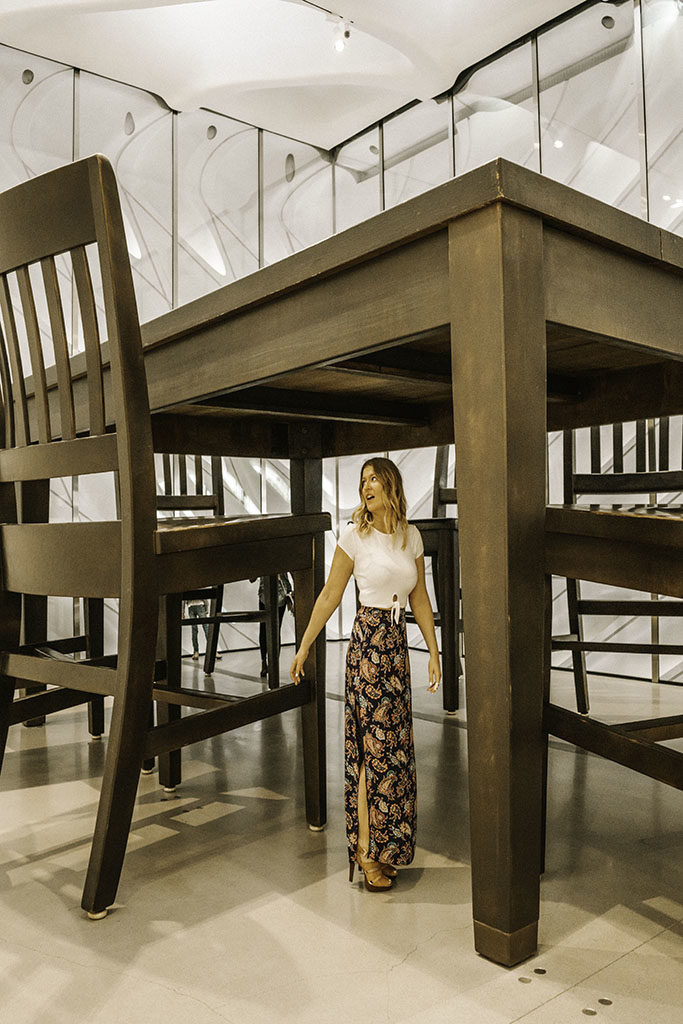 Under the Table Broad Museum - Best LA Instagram Locations