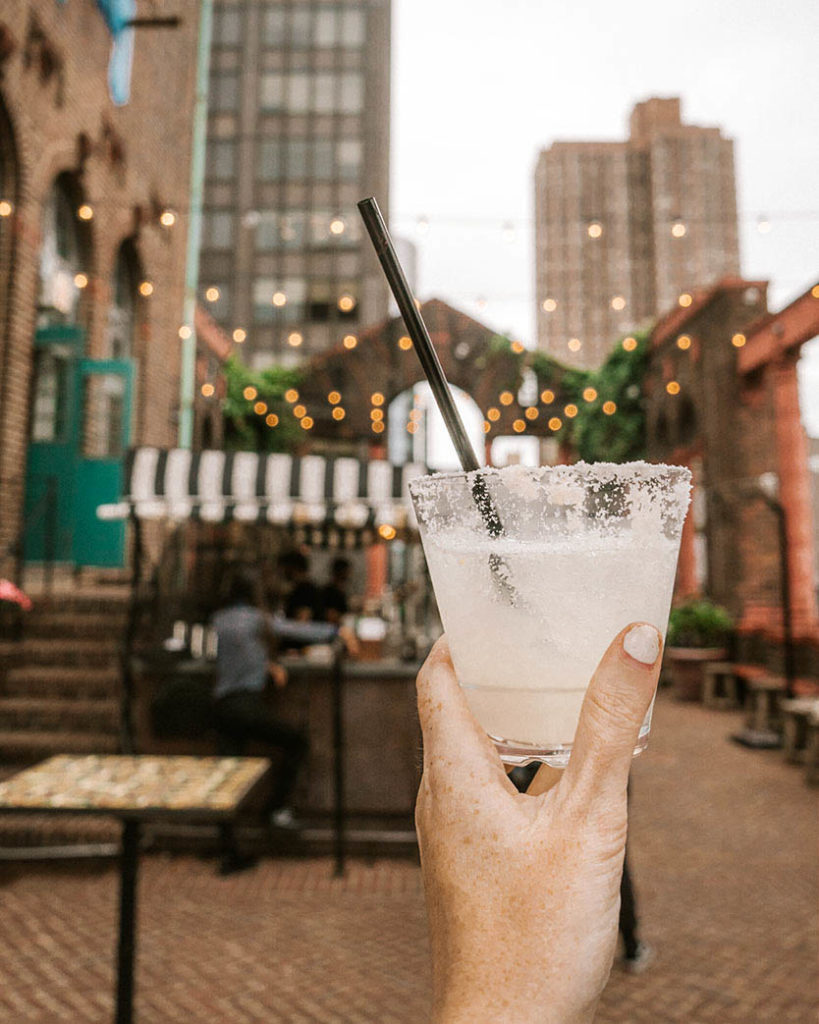 Pod 39 drinks - NYCs Best Rooftop Bars Instagrammable